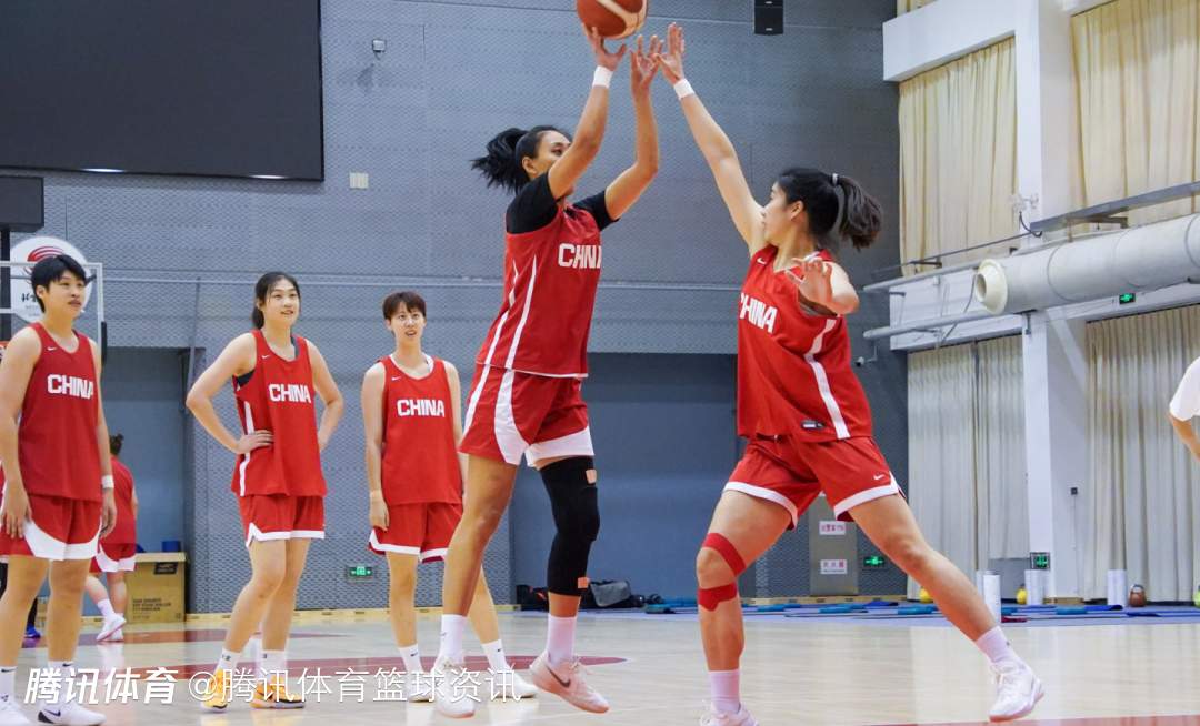 中国篮球之队官方：中国女篮将在2月与国际联队打两场热身赛