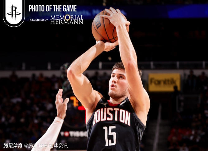 谢泼德：与赛季初相比自信心有很大提升 我现在能享受比赛自由发挥