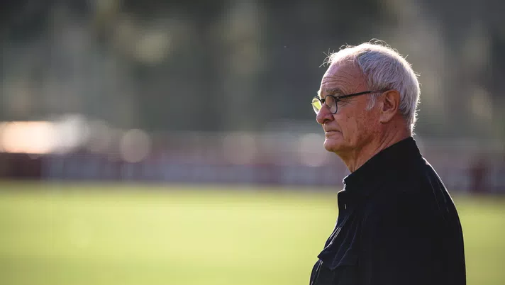 记者：拉涅利正考虑离开罗马，他最近几天都没出现在训练基地