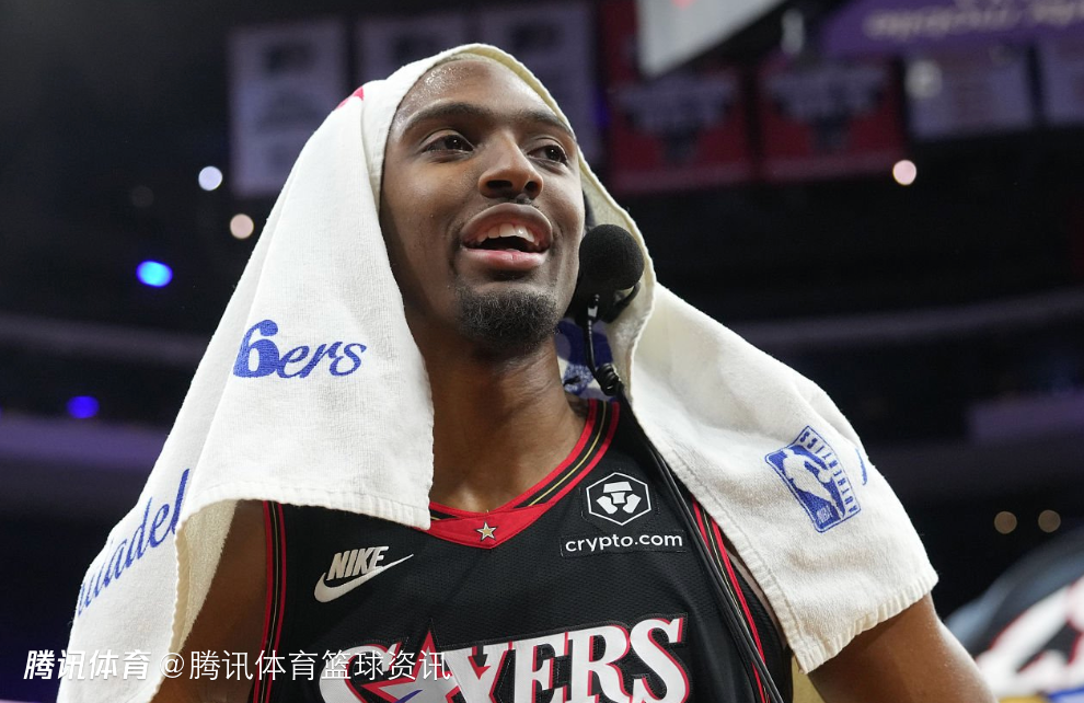 马克西：感谢老里和纳斯 恩比德从我第二个赛季就督促我每场投10个三分