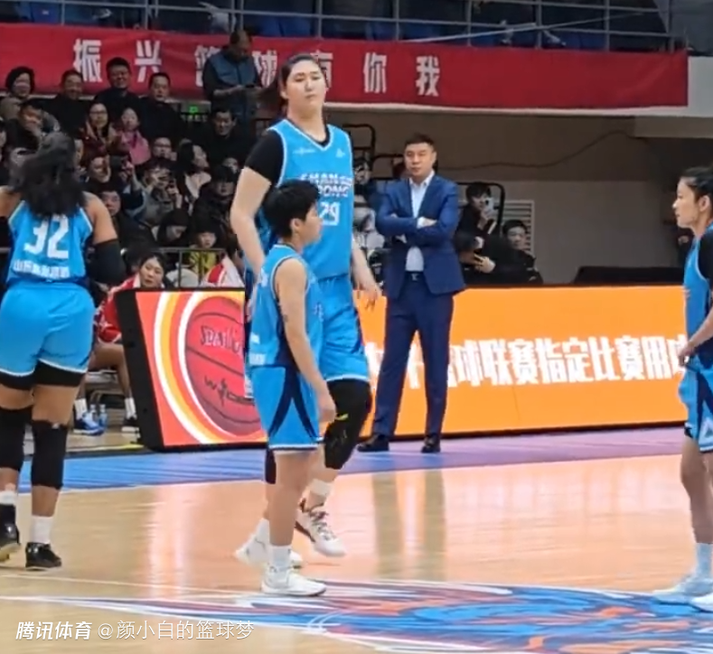 10分钟6中6轰15+6！2.26米张子宇登场3胜1负 移动仍是最大弊病