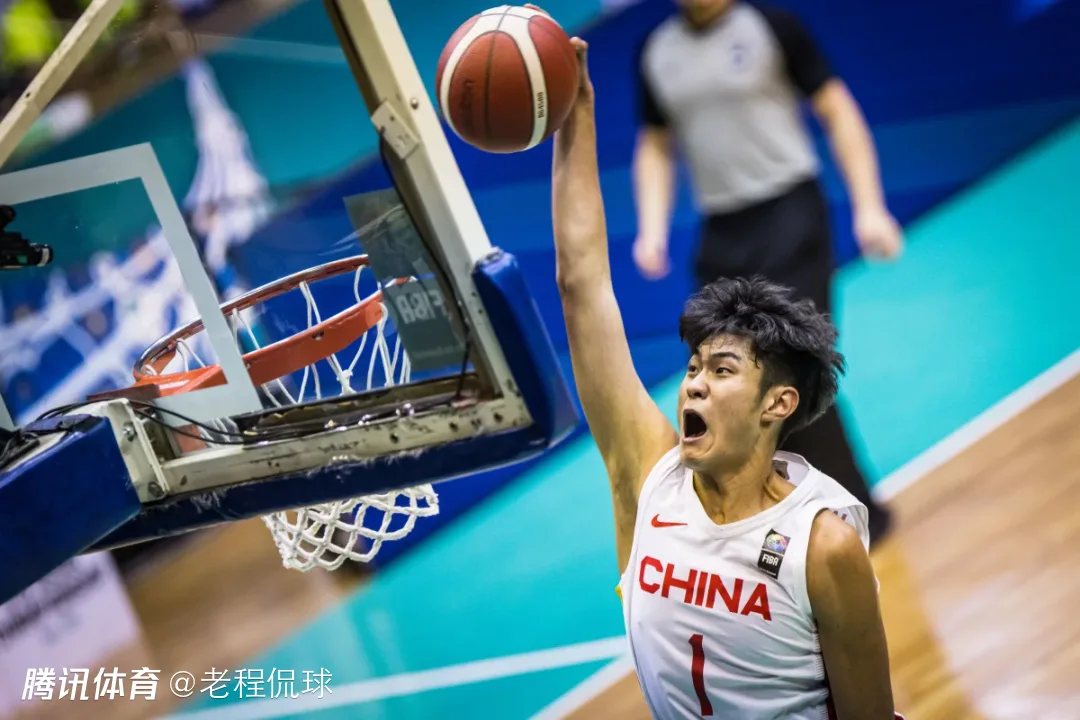 中国男篮去年赴欧拉练不带他 郭士强如今为何选他战日本？