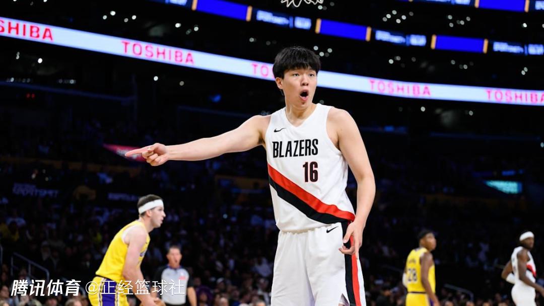 杨瀚森今天能出场吗？拓媒呼吁：多给他机会也许能解决球队进攻问题