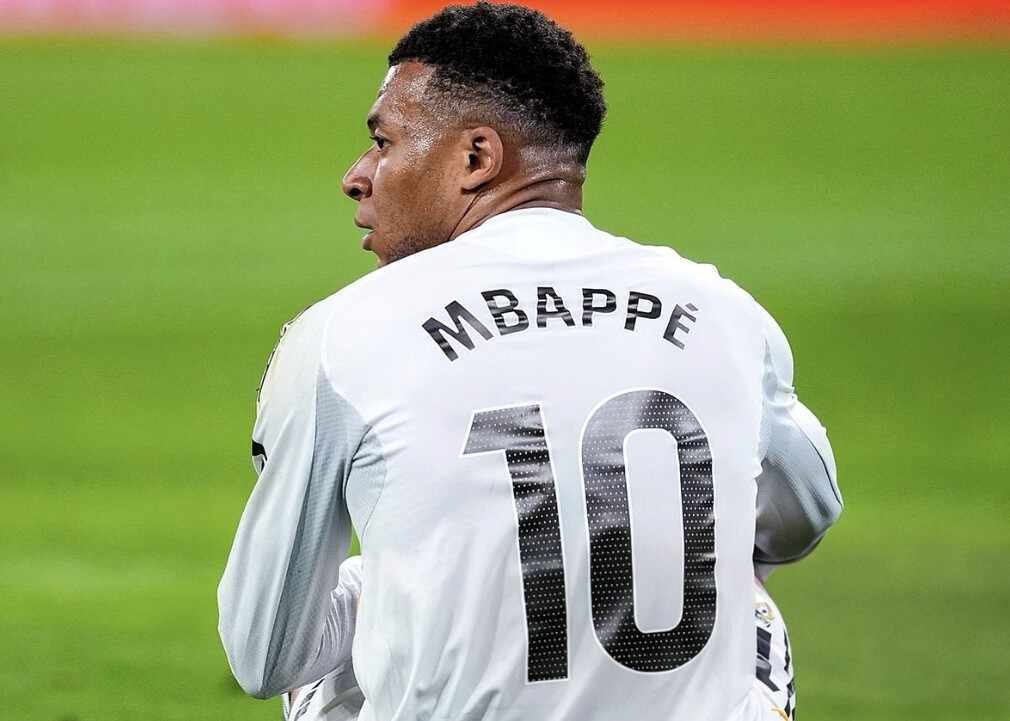 法新社：姆巴佩左腿腘绳肌伤势并不严重，但仍需进一步检查