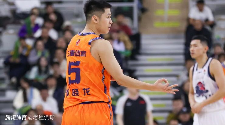 崔晓龙正负值+40转会后终复苏？本赛季常规赛他场均仅1.4分