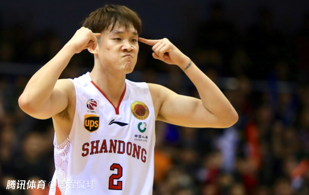 丁彦雨航：我的天赋算顶级 过去摸高单双脚都是3米6