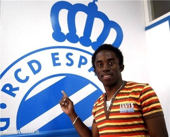 喀麦隆评论员：中国男足在全球没有知名度，有些球员的个人实力不错