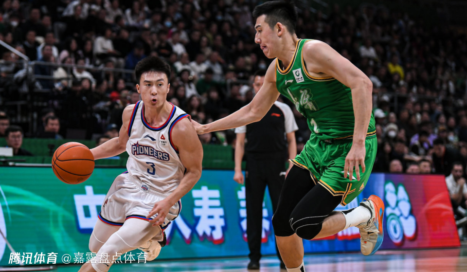 赵继伟12+9！辽宁15记三分大胜天津 莫兰德14+22+9鄢手骐18分创新高