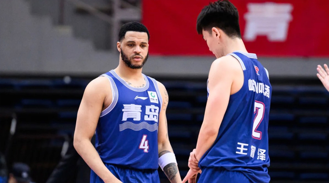 CBA：韦瑟斯庞27+6+7青岛大胜肯帝亚 米奇15+10王睿泽18分