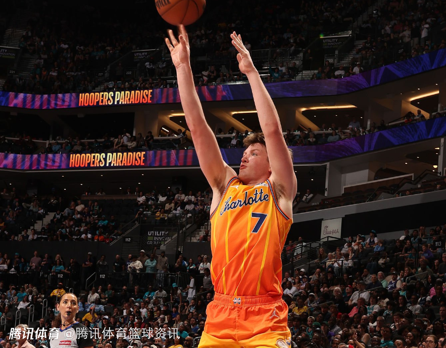 又一里程碑！克努佩尔半场命中3记三分 成史上最年轻单赛季250记三分先生