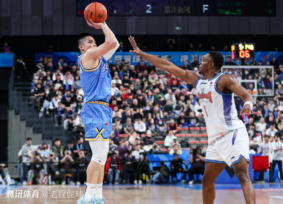 媒体人：中国男篮下次得严防陈盈骏 让他暴走后果不堪设想