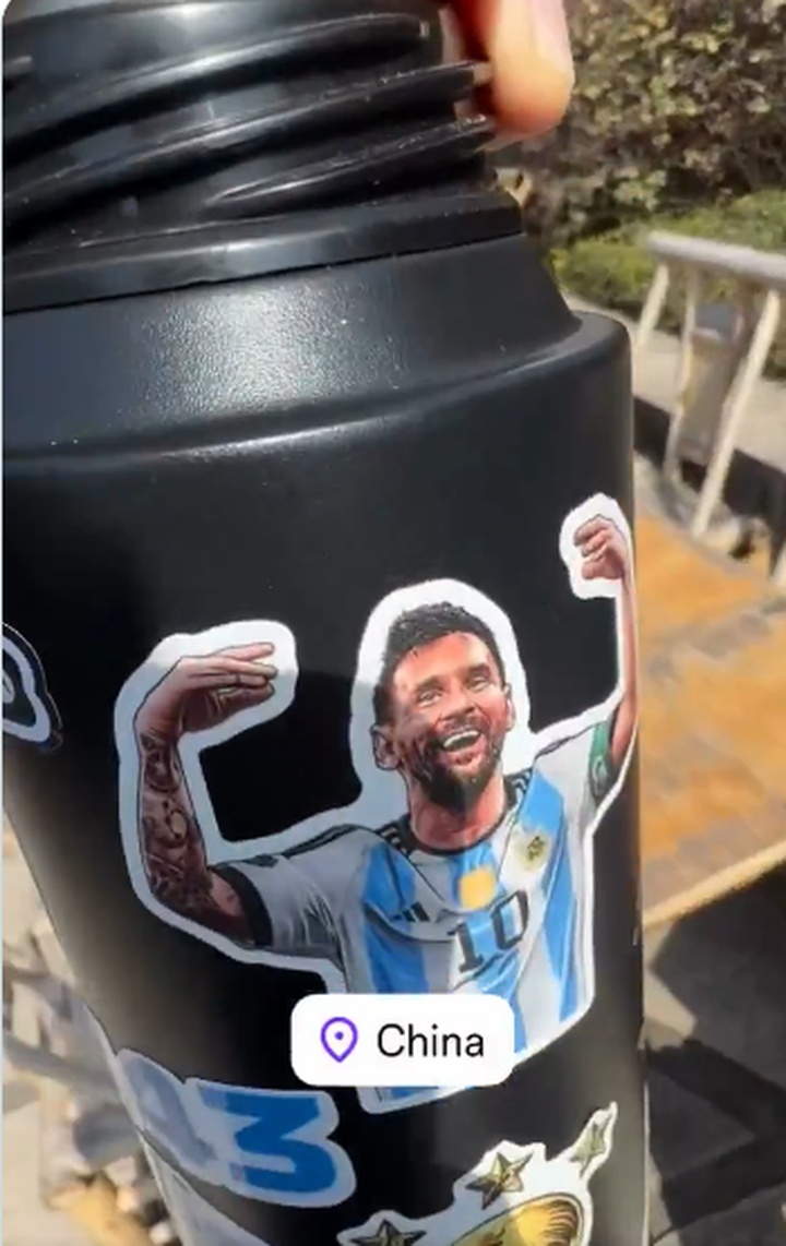 科拉平托问大爷：你认识梅西吗？回应：要买水？