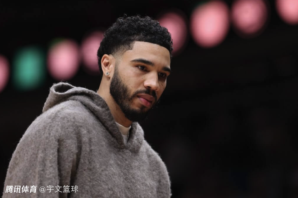 塔图姆正重新评估自身情况！担忧提前回归影响绿军团队 考虑缺席整个赛季