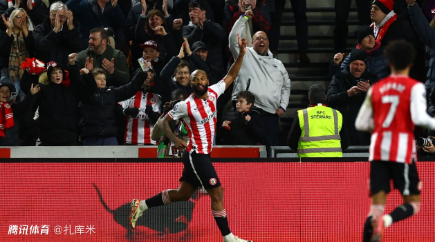 英超-卡约德+蒂亚戈建功，布伦特福德2球领先被追平2-2狼队