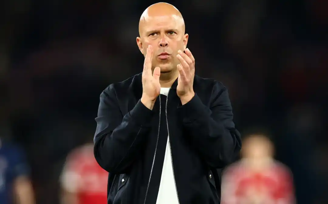 他留下！电讯报：芬威准备让斯洛特下赛季继续执教利物浦