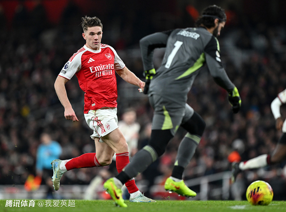 阿森纳血亏？7600万买来软脚虾！0射门+仅8次触球，5战BIG6仍0球