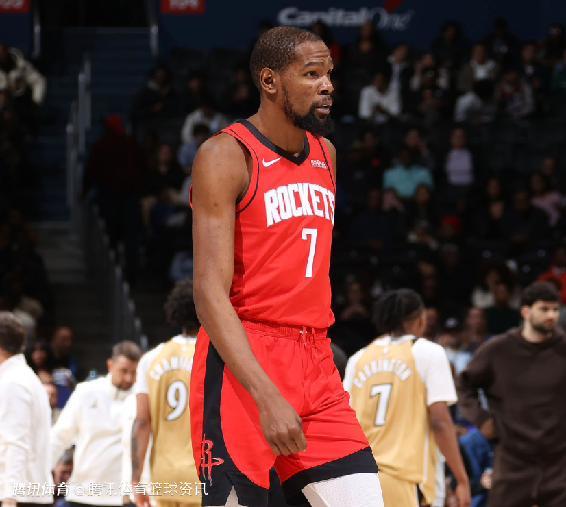 杜兰特：希望年轻球员保持自律和对篮球热爱 奇才未来会一片光明