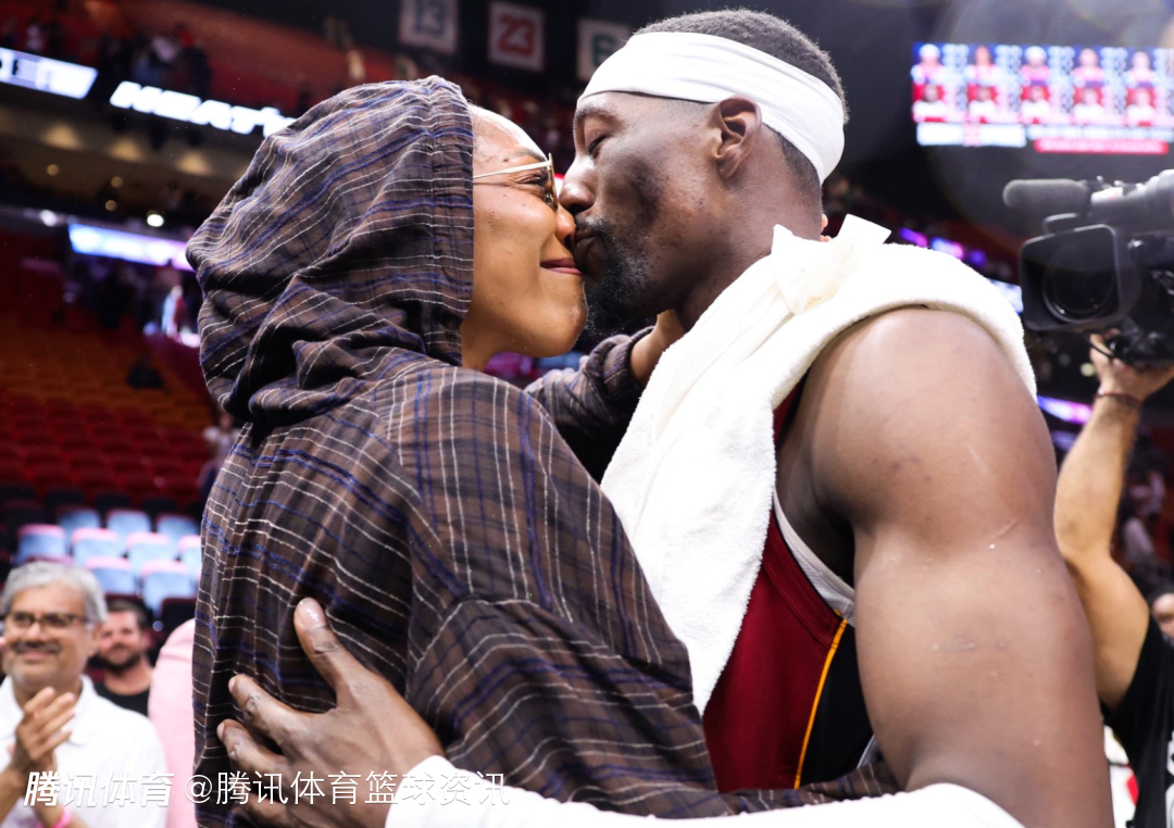 阿贾-威尔逊谈阿德巴约：我必须感谢他 他在我不爱自己的日子里依然爱着我