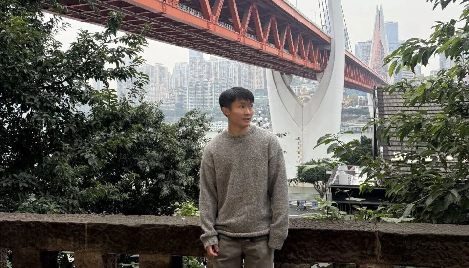 拒绝逃避！两次重伤，香港球员徐宏杰如何“驾驭”坠入深渊的命运