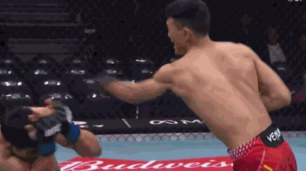 三连胜达成！苏木达尔基战胜阿吉拉尔 赛后祝全世界女性妇女节快乐