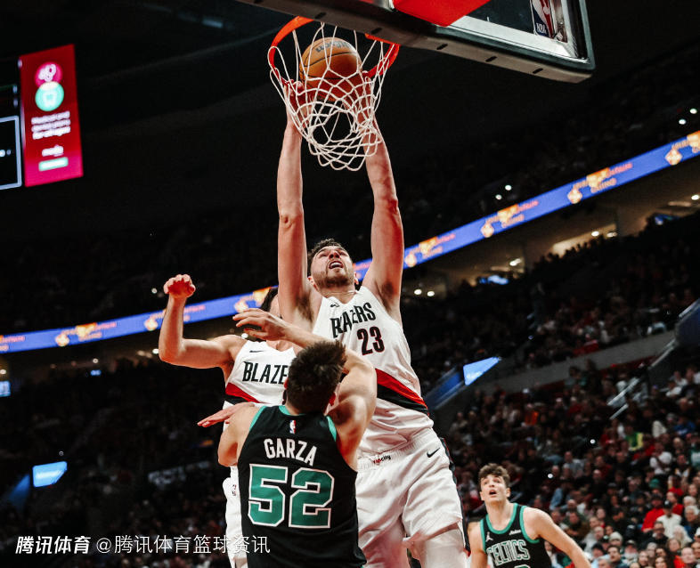 克林根：我尽可能抓住每个机会去冲抢篮板 完成关键补篮后特别兴奋