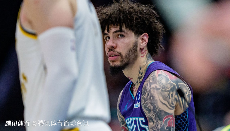 三球替补砍33+8+3且命中7记三分球 成NBA历史首人