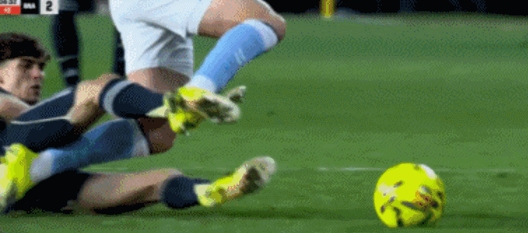 绝杀引争议！塞尔塔投诉皇马进球前犯规 前西甲裁判：这是明显犯规