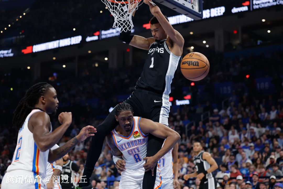 以为是最强王者，结果是超级反派