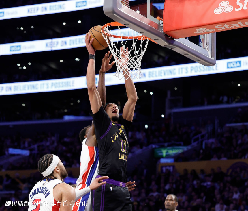 海斯：要打70多场比赛才能完全确定风格 这赛季总有队友能够顶上且打得很好