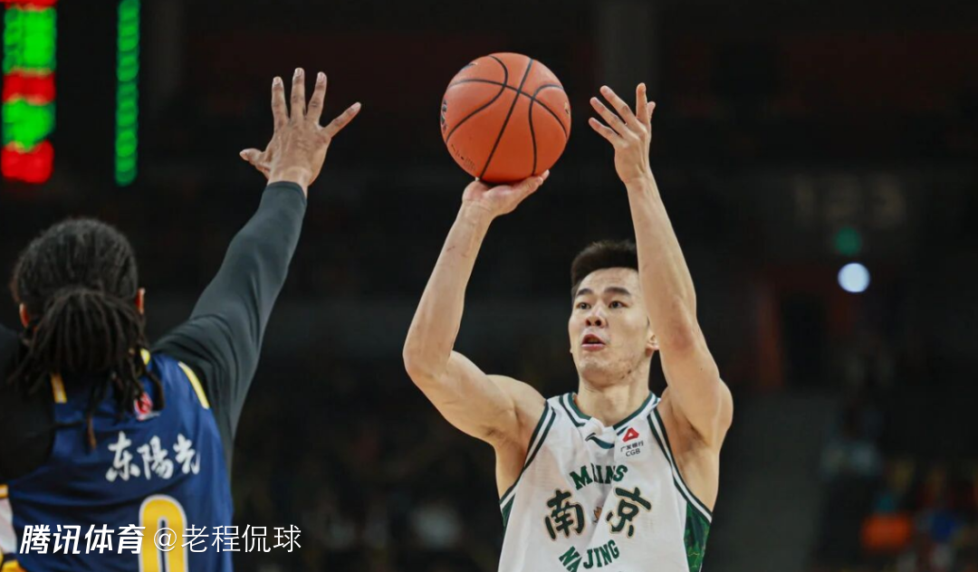 最近两场28中6还有10次失误 郭昊文这是怎么了？