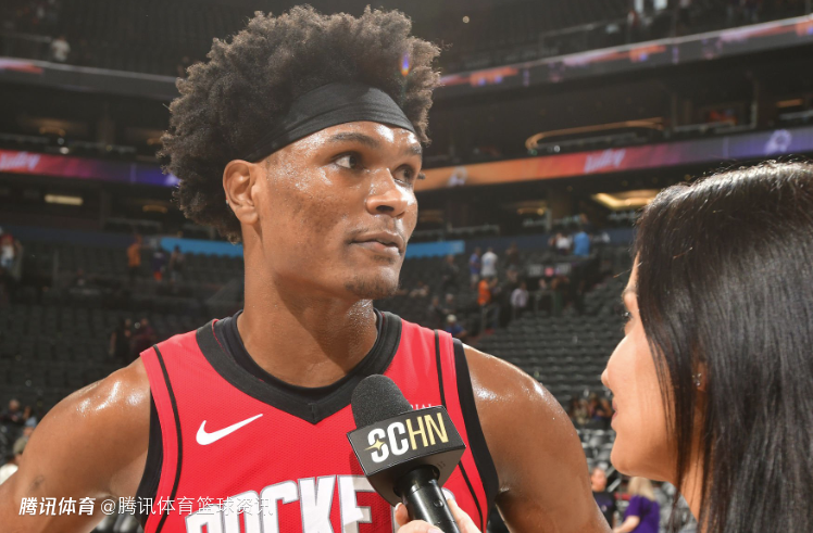 阿门：杰伦-格林是我兄弟 他在场上对抗很凶但还是撞不动我