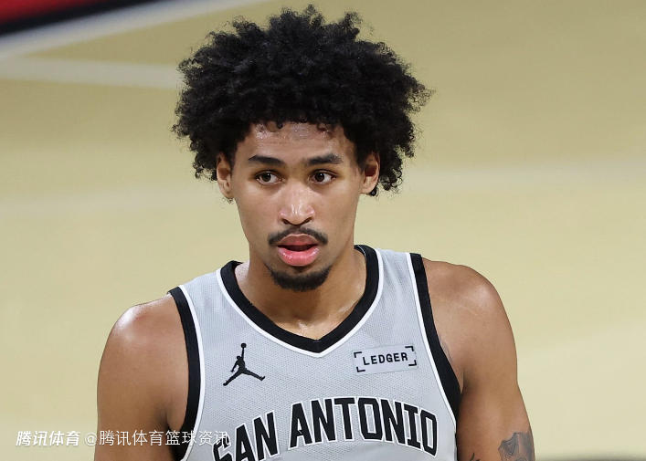 吉诺比利：哈珀会比我强5-10倍 喜欢卡斯尔全力竞争的比赛风格