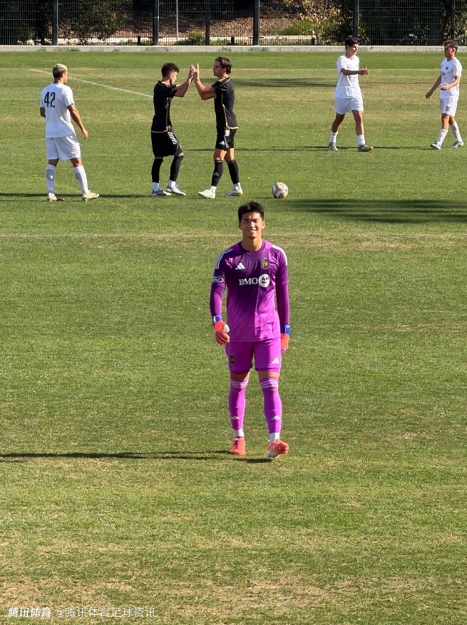 继续留洋追梦！中国门将刘邵子洋更新社媒 晒出在洛杉矶FC二队的训练照片