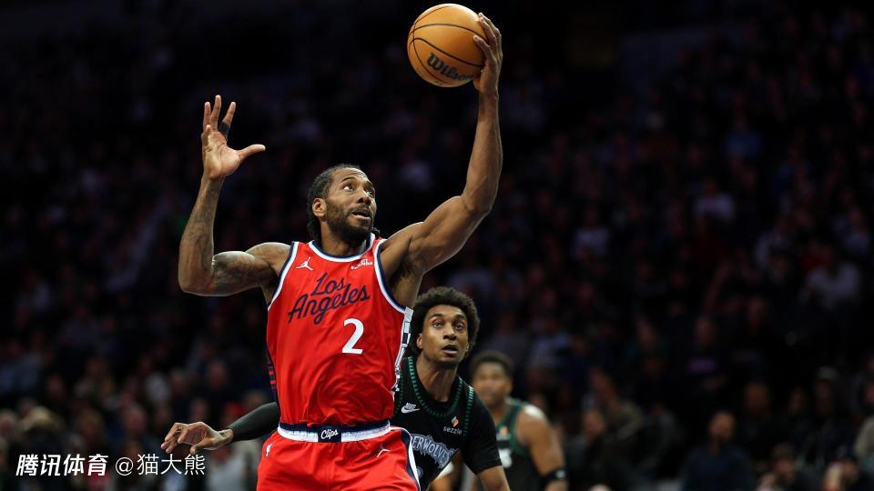 数据帝：41+8+4断！小卡一数据仅逊哈登 1米96后卫三分6中6成队史第二人