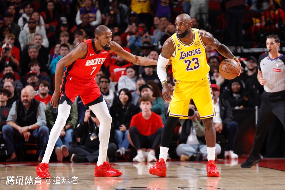 詹姆斯完胜杜兰特：轰18+5+5多次炸扣 正负值+13全场第一