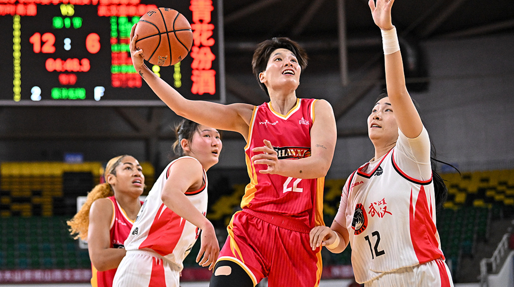 WCBA：季后赛1/4决赛！山西大胜武汉奥斯汀36+15统治内线