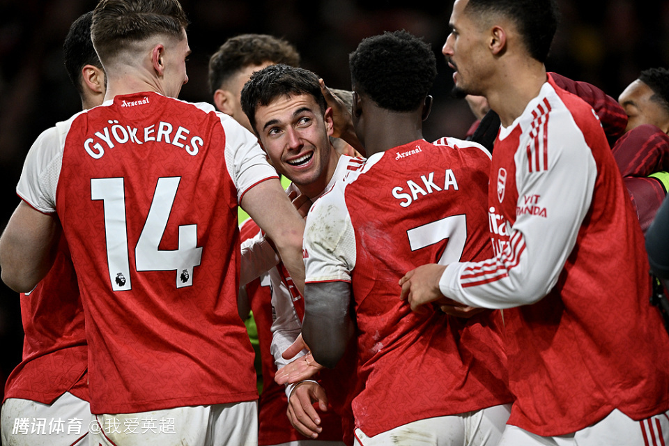 英超一夜变天！阿森纳5分领跑+终结维拉11连胜 曼联切尔西主场翻车