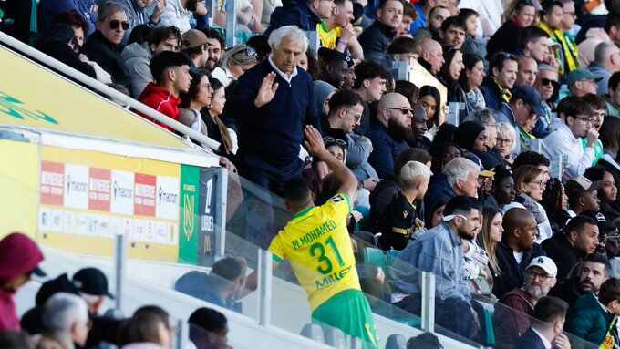 73岁南特主帅怒批裁判：禁赛我10年也无所谓，我受够了