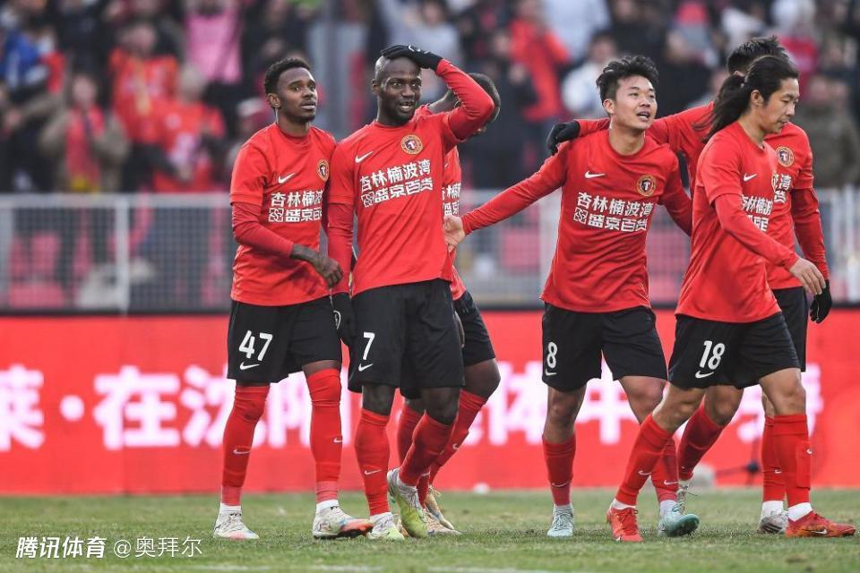 辽宁铁人完美半场！热菲尼奥处子球，空翻庆祝，姆本扎传射建功