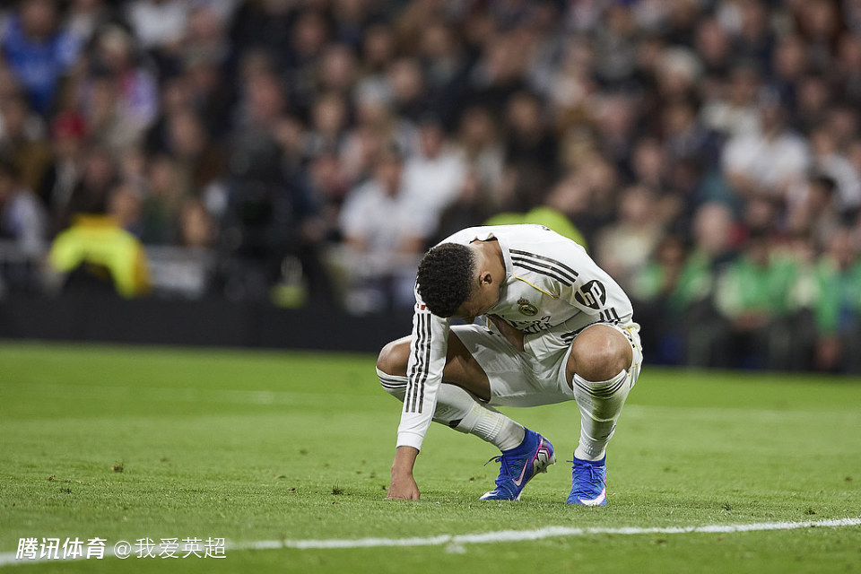 伤缺3周！曝姆巴佩瞒伤踢满3场+只为破C罗纪录，球迷怒喷：私心太重
