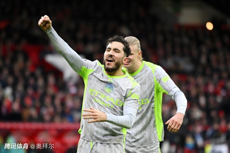 曼城豪取八连胜！暂登顶英超，1分领先阿森纳，瓜帅追平弗格森