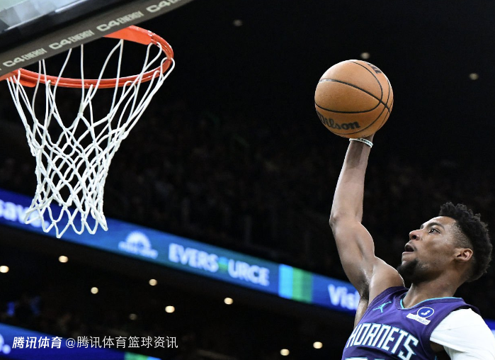 客场10连胜+大胜绿军29分！黄蜂连刷队史纪录 胜率已超5成