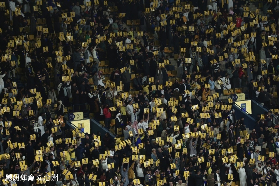 足坛一夜动态：C罗遭欠薪继续罢赛！J罗官宣加盟美职联 姆巴佩获最佳