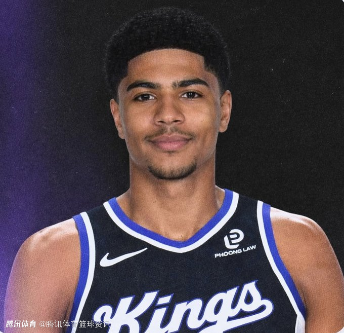 再获机会！海耶斯与国王续签10天短合同 过去5场比赛命中率仅14.8%