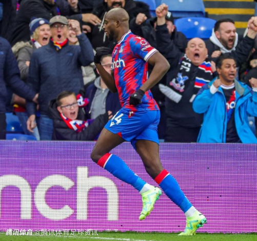 尤文跟队记者：正接触马特塔 努力接近要价 但不会在转会费上疯狂投入