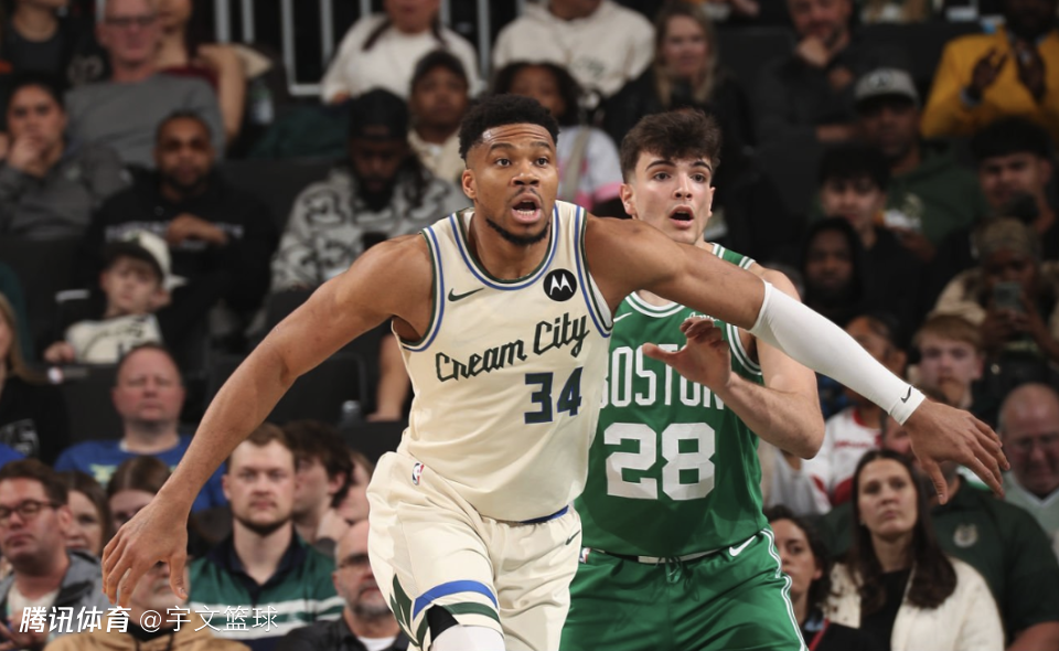 雄鹿27分惨败绿军！字母哥复出19+11难阻失利 末节提前投降神情沮丧
