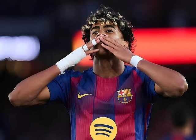 亚马尔发社媒：这种痛苦难以言表，但我会以更强大的姿态归来