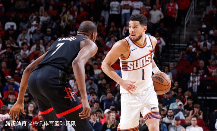 布克：和杜兰特对决是种荣幸 他在个人层面上为我做了太多