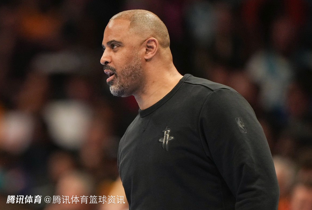 乌度卡：我们需要其他球员挺身而出 杜兰特在234号位上都很适应