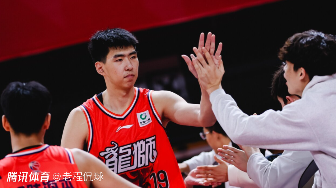 CBA盖帽王徐昕未随中国男篮出征 他不如广东中锋焦泊乔？